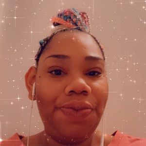 Meet your Posher, Nateeka